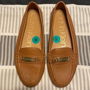 Calvin Klein “lunasi” loafers - NEW - Size 8
